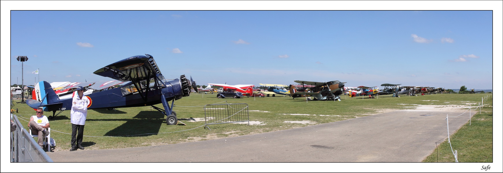 2009   05   Ferte Alais   pano 1
